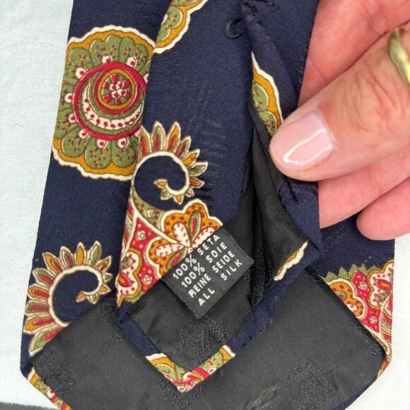NORDSTROM Hand Sewn Italian Silk Mens Tie Navy Green Gold Floral Paisley - Picture 3 of 4